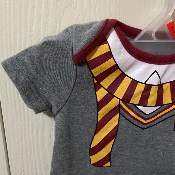 Harry Potter Grey Onesie - Picture 4 of 7